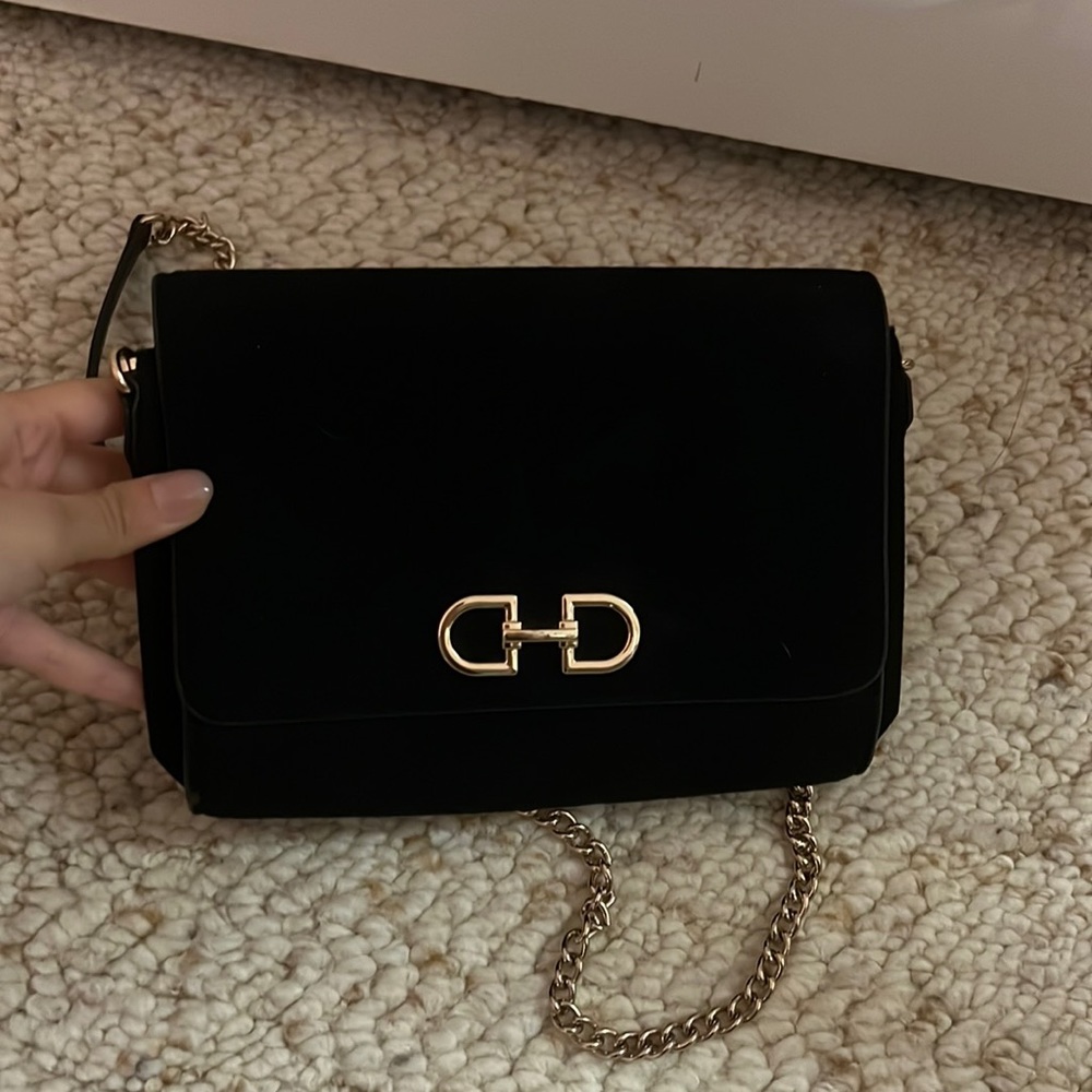 Crossbody bag